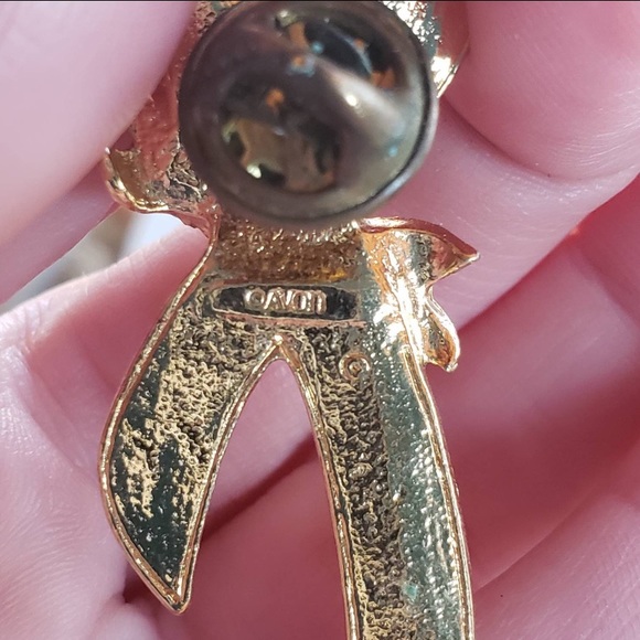 Vintage Avon Gold & Pink Enamel Ribbon Breast
Cancer Awareness Lapel Pin signed - Picture 3 of 8